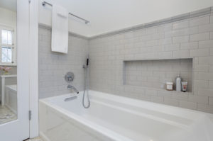 Portland Heights Guest Bath
